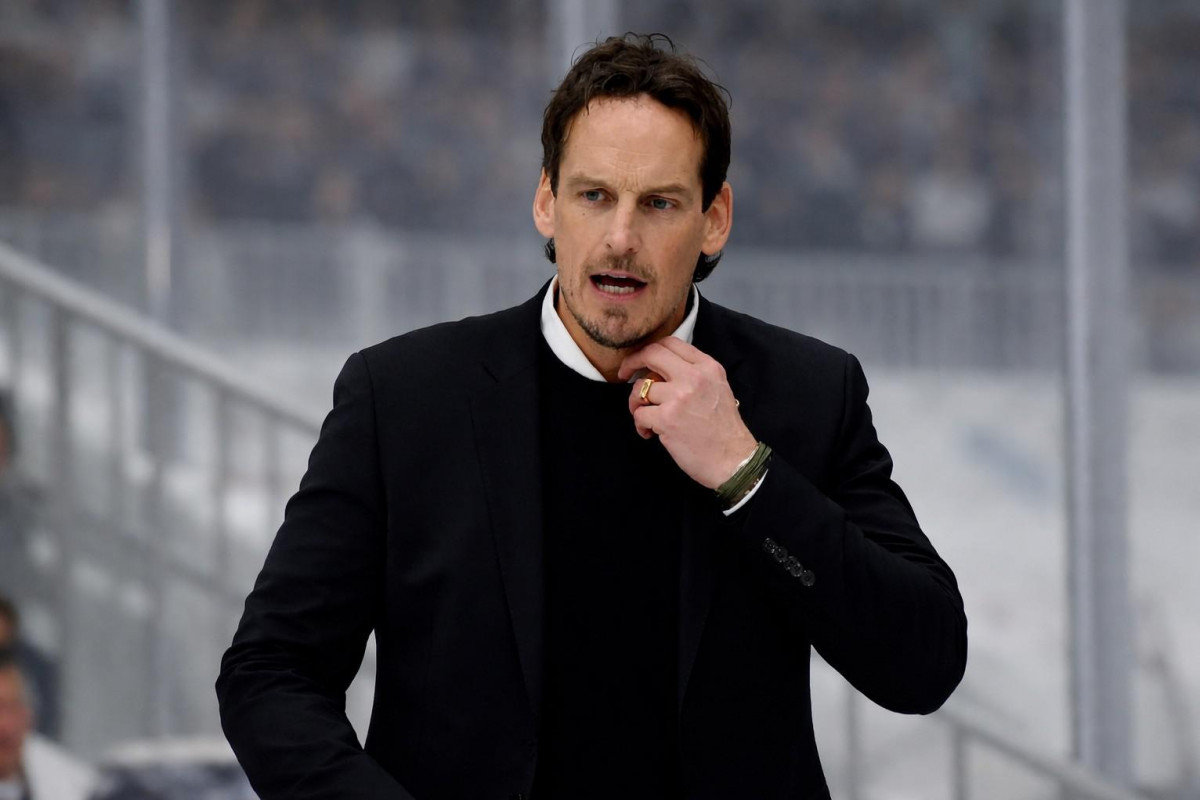 Skandál trenéra Fischera otřásá důvěrou ve sport Skandál trenéra Fischera otřásá důvěrou ve sport